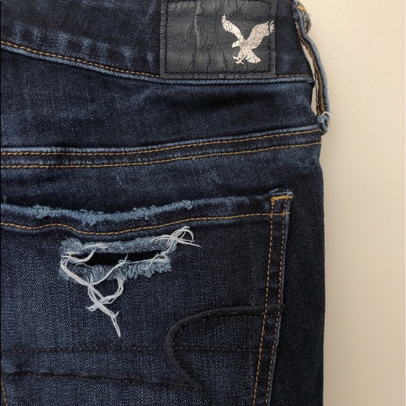American Eagle ripped jeans - Picture 4 of 6